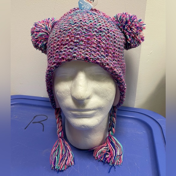 NWT Double Pom Critter Knit Beanie Kids Winter Wear Hat 24/7 Life Skiing - Picture 2 of 8